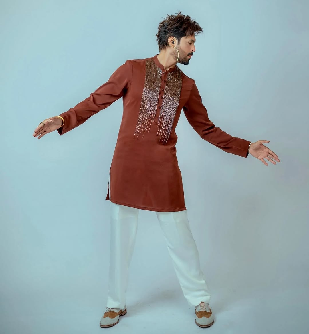 MAROON BOX NECK EMBROIDERED MEN'S KURTA WITH PAJAMA SET
