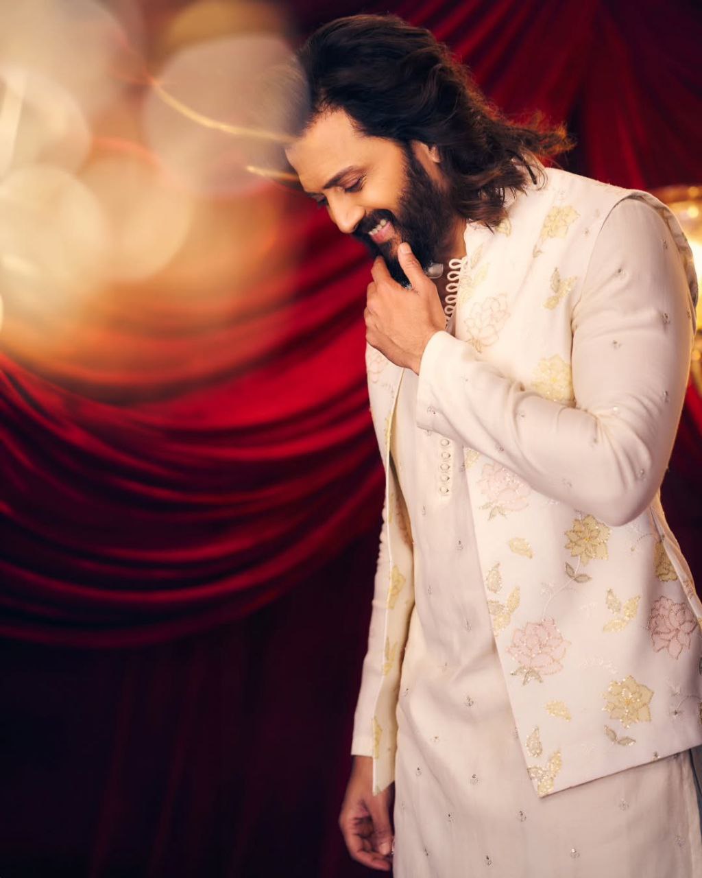 Elegant Ivory Embroidered Kurta Set with Bandi